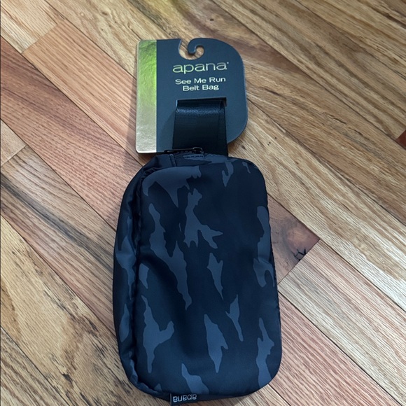 NWT Apana Belt Bag Camo NWT Planet Gold Hobo Black 4 NWOT Mesh Cosmetic Bags - Picture 3 of 10